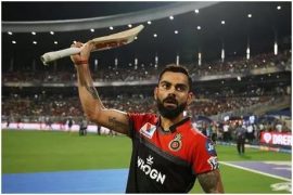 नुकतीच नम्रताने इन्स्टाग्रामवर 'ask me anything' असं सेशन घेतलं होतं. ज्यात तिला तिच्या आवडत्या भारतीय क्रिकेटपटूंबद्दल विचारण्यात आलं. या प्रश्नाच्या उत्तरात नम्रताने कोहली आणि धोनीचे नाव घेतलं नुकतीच नम्रताने इन्स्टाग्रामवर 'ask me anything' असं सेशन घेतलं होतं. ज्यात तिला तिच्या आवडत्या भारतीय क्रिकेटपटूंबद्दल विचारण्यात आलं. या प्रश्नाच्या उत्तरात नम्रताने कोहली आणि धोनीचे नाव घेतलं
