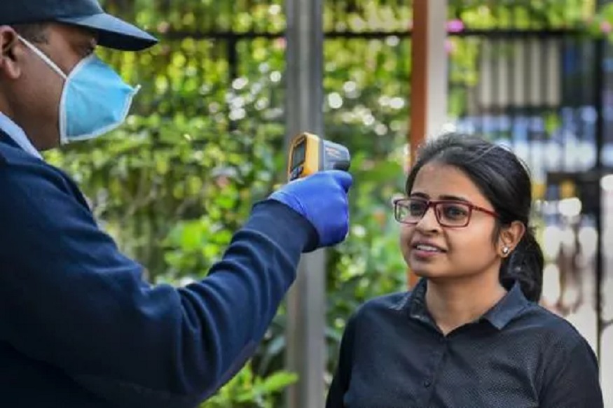 हे फक्त आपल्याच देशात होऊ शकतं! कोरोनाव्हायरसशी दोन हात करणाऱ्या मोदी सरकारला भारतीयांचं सॅल्युट