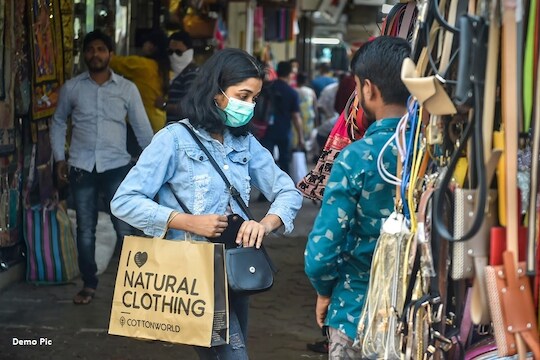 भारत कोरोनाव्हायरसचा नवा केंद्रबिंदू होणार, तज्ज्ञ डॉक्टरचा दावा