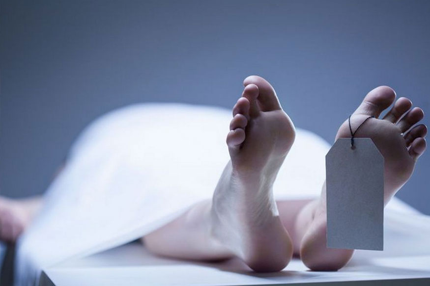 भयंकर! पिंपरी चिंचवडच्या मुख्य रस्त्यावर तब्बल 2 तास पडून होता वृद्धाचा मृतदेह