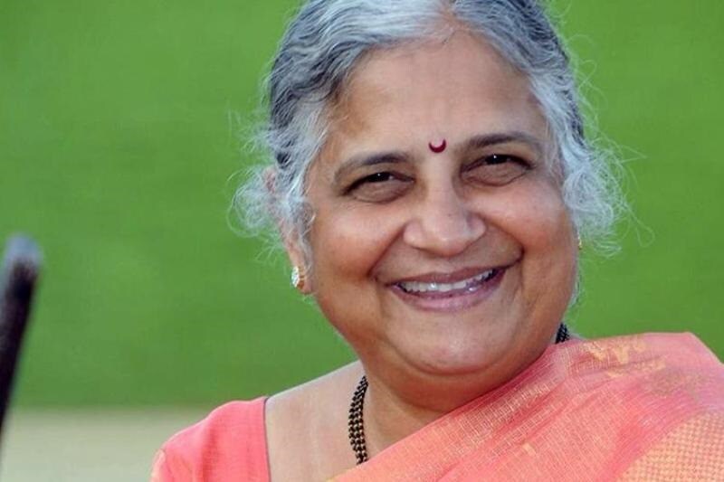 सुधा मूर्ती, चेअरपर्सन, इन्फोसिस : सुधा मूर्तींनी कर्नाटकमधील 1000 शाळांमध्ये स्मार्ट क्लास सुरू करण्यासाठी 20 कोटी रुपयांची मदत देली आहे. सुधा मूर्ती, चेअरपर्सन, इन्फोसिस : सुधा मूर्तींनी कर्नाटकमधील 1000 शाळांमध्ये स्मार्ट क्लास सुरू करण्यासाठी 20 कोटी रुपयांची मदत देली आहे.