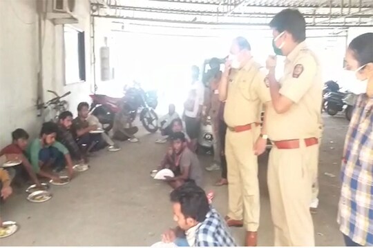 परप्रांतीय 40 मजुरांची वाहतूक करणारा ट्रक पकडला, 3 दिवसांपासून सर्व उपाशी