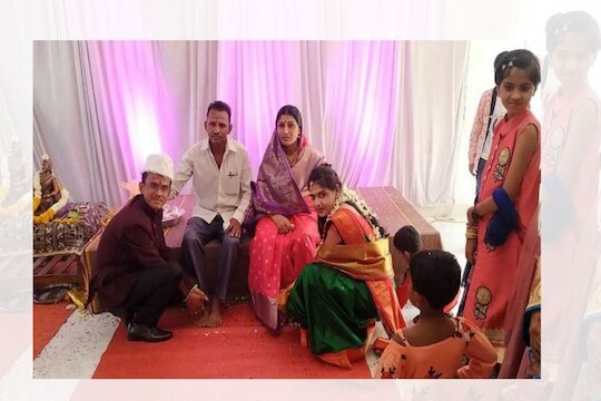 ‘कोरोना’चा असाही धसका, साखरपुड्यासाठी गेलेला तरुण लग्नच उरकून आला