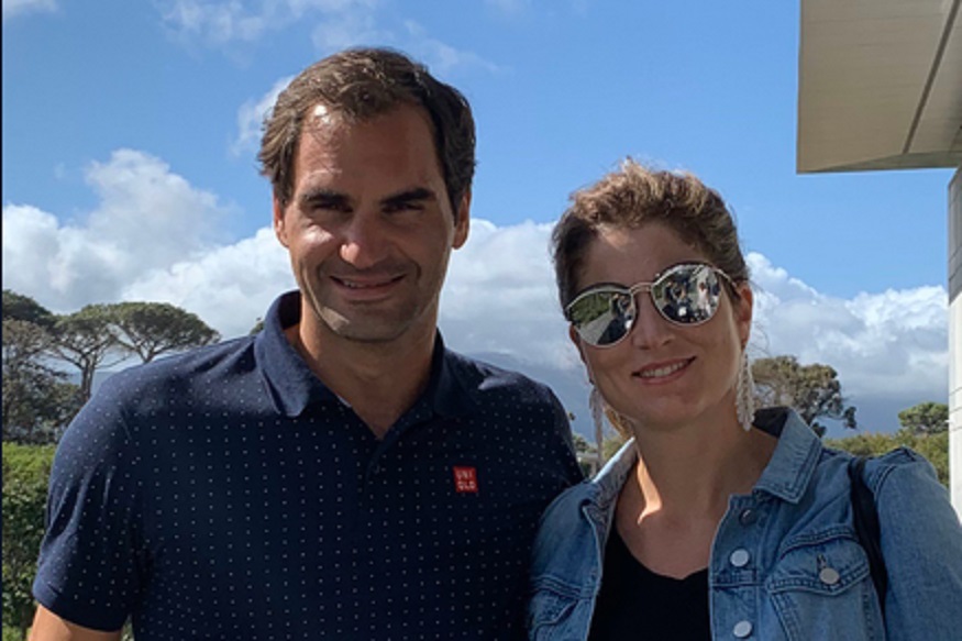 भारतीय क्रिकेटपटूंना जमलं नाही ते फेडररनं करून दाखवलं, कोरोनाग्रस्तांसाठी केली इतक्या कोटींची मदत