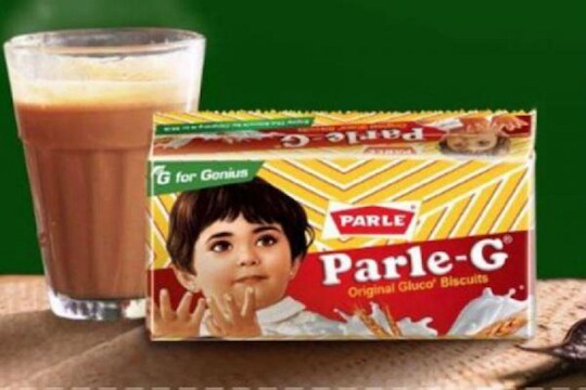 हातावर पोट असणाऱ्यांना आता  Parle G चा आधार, कंपनी वाटणार 3 कोटी पॅकेट्स