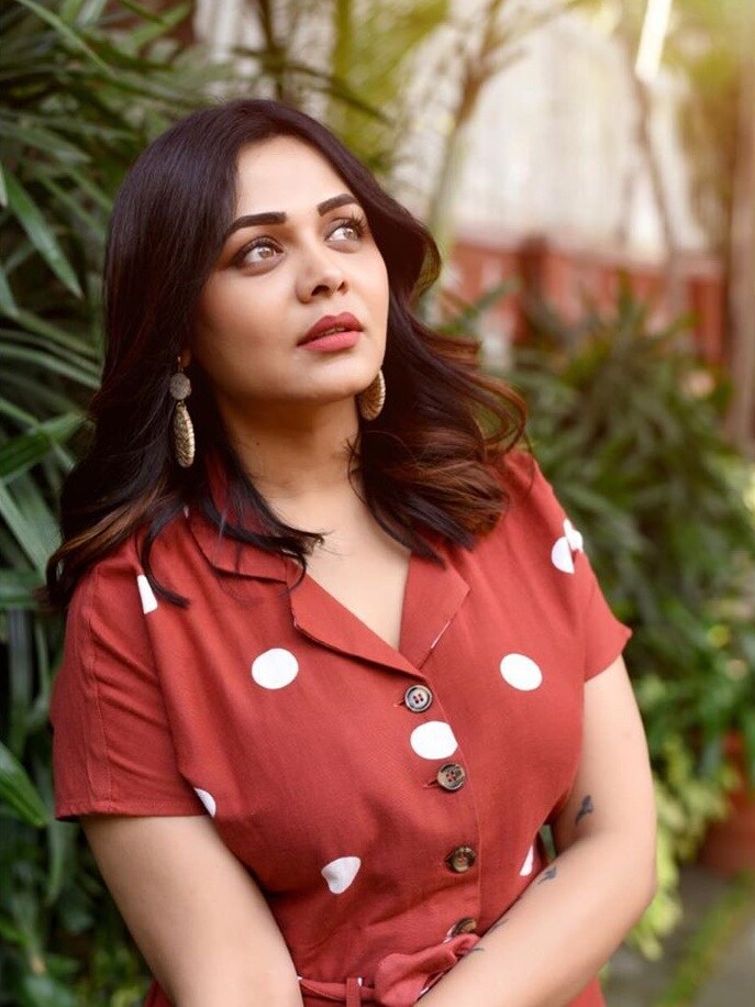 मराठमोळी अभिनेत्री प्रार्थना बेहरे सोशल मीडियावर बरीच सक्रिय असते. सध्या तिच्या हटके फोटोशूटमुळे चर्चेत आली आहे. मराठमोळी अभिनेत्री प्रार्थना बेहरे सोशल मीडियावर बरीच सक्रिय असते. सध्या तिच्या हटके फोटोशूटमुळे चर्चेत आली आहे.