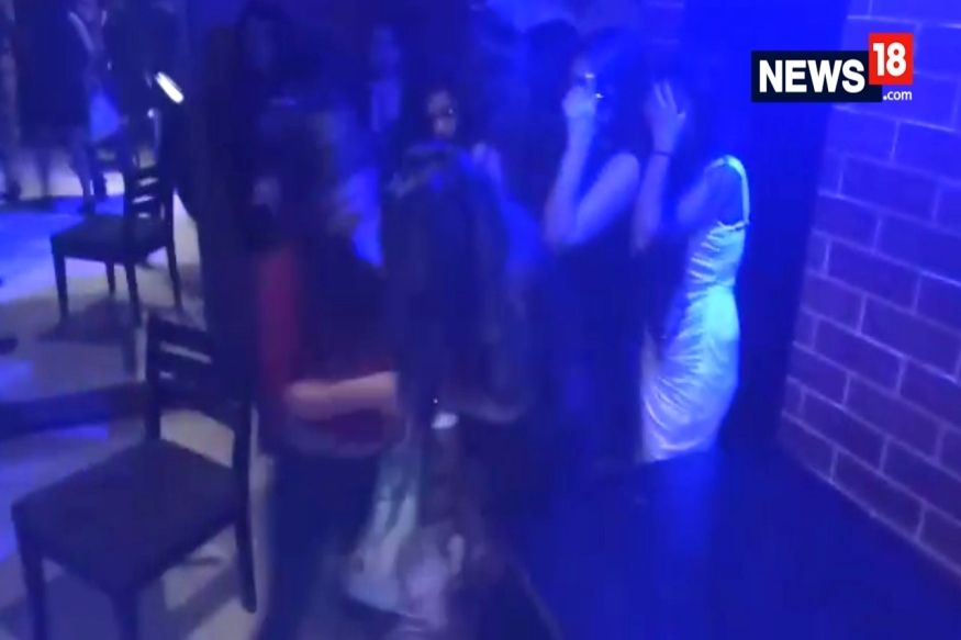 पुण्यातील पब आणि लाईव्ह ऑर्केस्ट्रा 31 मार्चपर्यंत राहणार बंद!