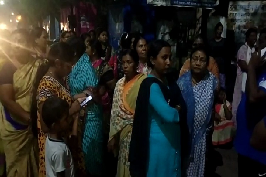 यांना जरा समजवा...कोरोना टेस्ट केंद्र उभारण्यास विरोध, सोलापुरात नागरीक आक्रमक