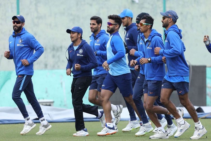कोरोना व्हायरसने साऱ्या जगात दहशत पसरवली असताना भारतातही कोरोनाचे शिरकाव केला आहे. कोरोनाचा वाढता धोका लक्षात घेता भार-दक्षिण आफ्रिका एकदिवसीय दौराही स्थगित करण्यात आला आहे.