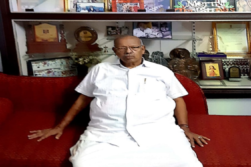 कोरोनाच्या संकटात माणुसकीचा प्रत्यय,12 लाखांचा तोटा झेलून 100 दुकानांचं भाडं केलं माफ