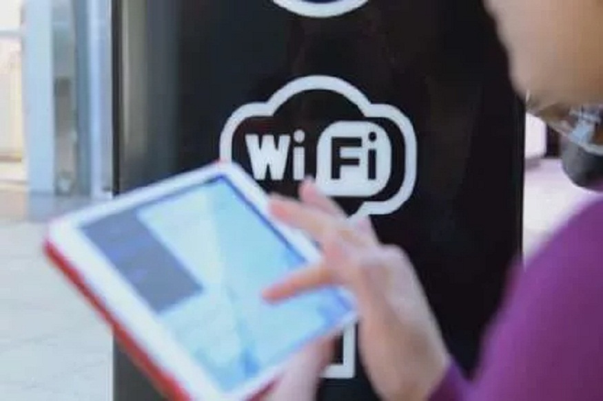 इंटरनेट स्लो झालंय का? सोप्या टिप्स वापरून काही सेकंदात होईल काम