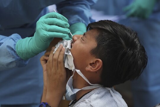 आता 800 मिली रक्त करणार कोरोनावर उपचार, भारतात लवकरच होणार 'या' थेरपीचा वापर