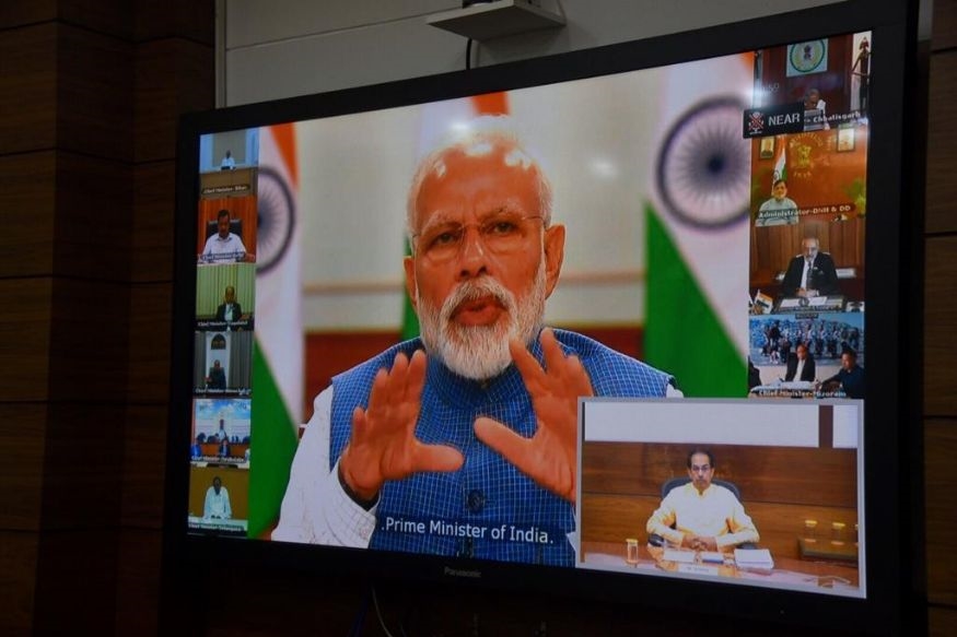 लॉकडाउन कधी संपणार? पंतप्रधान मोदींनी मुख्यमंत्र्यांबरोबरच्या बैठकीत दिले संकेत