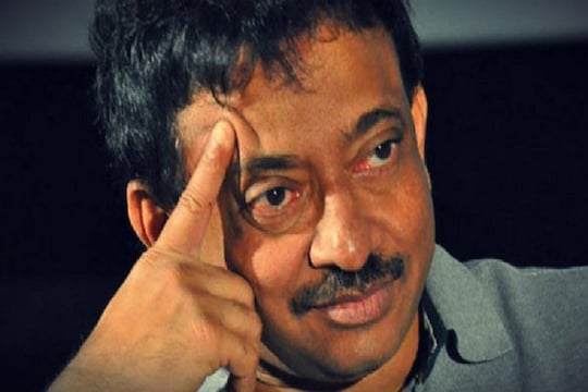 राम गोपाल वर्माने केलं कोरोना पॉझिटिव्ह असल्याचं ट्वीट, युजर्स म्हणाले 'तुम्ही कोरोनापेक्षा जास्त भयंकर'