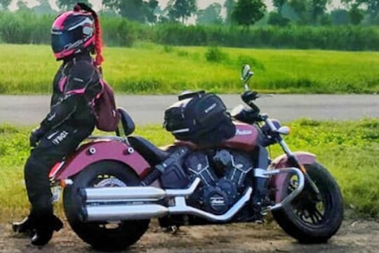 Lockdown:  शाब्बास! कॅन्सरच्या रुग्णाला औषध देण्यासाठी तरुणांनी केला 700 किमी बाईकवरून प्रवास