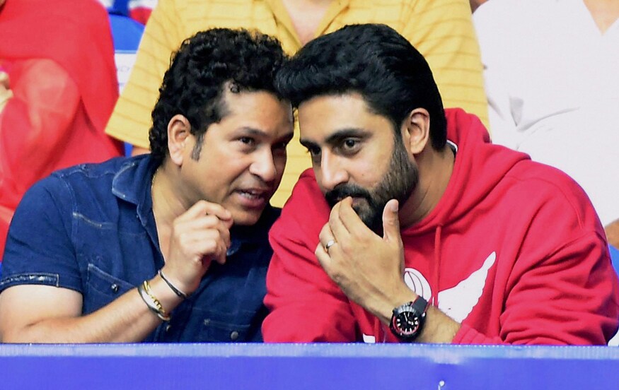 बॉलिवूड कलाकारांबरोबरही सचिनचे जवळचे संबध आहेत. अभिनेता अभिषेक बच्चनबरोबरही त्याचे मैत्रीपूर्ण संबध आहेत बॉलिवूड कलाकारांबरोबरही सचिनचे जवळचे संबध आहेत. अभिनेता अभिषेक बच्चनबरोबरही त्याचे मैत्रीपूर्ण संबध आहेत