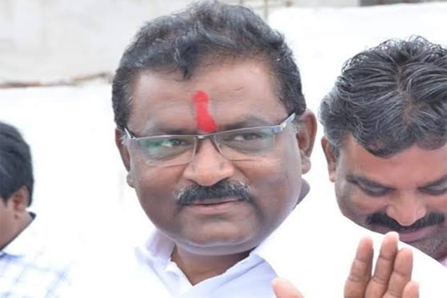 BREAKING: संचारबंदीचं उल्लंघन करणाऱ्या भाजप आमदाराविरुद्ध बीडमध्ये गुन्हा दाखल