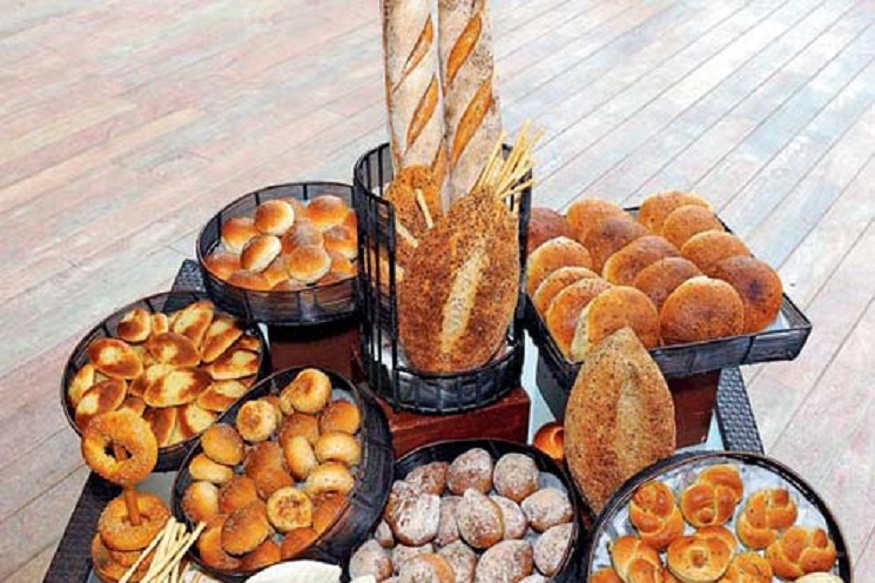 FACT CHECK : ब्रेड, खारी, बिस्कीटमुळे पसरतो कोरोनाव्हायरस, WHO च्या कथित व्हायरल फोटोमागचं काय आहे सत्य?