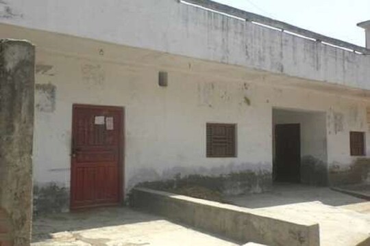 होम क्वारंटाइनमध्ये एकट्याच राहणाऱ्या वृद्धाचा मृत्यू, किडे पडलेल्या अवस्थेत सापडला मृतदेह