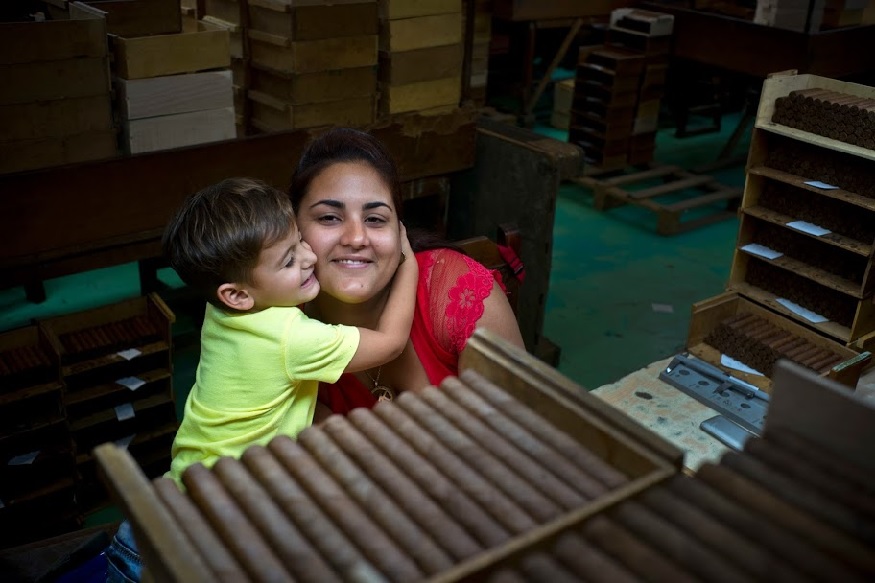 मुलांना कोरोनाची घालू नका भीती, असं ठेवा व्हायरसपासून सुरक्षित