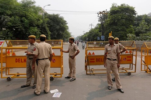 धक्कादायक! राजधानी दिल्ली हाय अलर्टवर; दहशतवाद्यांकडून रचला जातोय हल्ल्याचा कट