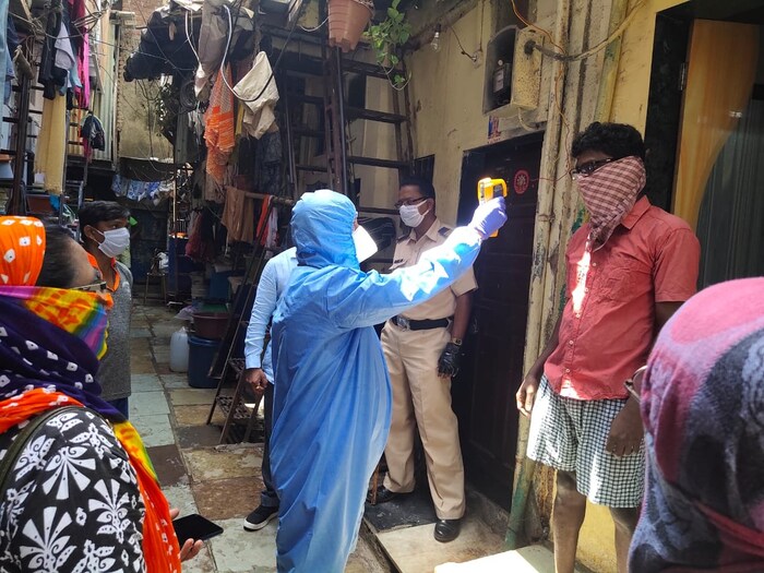 धारावीत 5 तर दादर येथे 31 तर माहिममध्ये 17 नव्या रुग्णांची नोंद झाली.