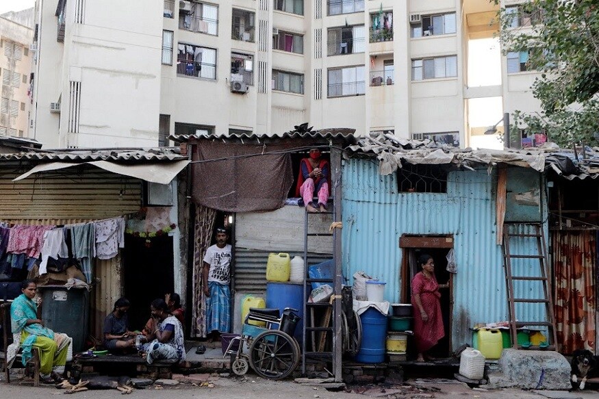 ‘मिशन धारावी’मुळे रुग्णांची संख्या कमी करण्यात यश आलं असून रविवारी फक्त 5 नवे रुग्ण आढळून आले आहेत. ‘मिशन धारावी’मुळे रुग्णांची संख्या कमी करण्यात यश आलं असून रविवारी फक्त 5 नवे रुग्ण आढळून आले आहेत.