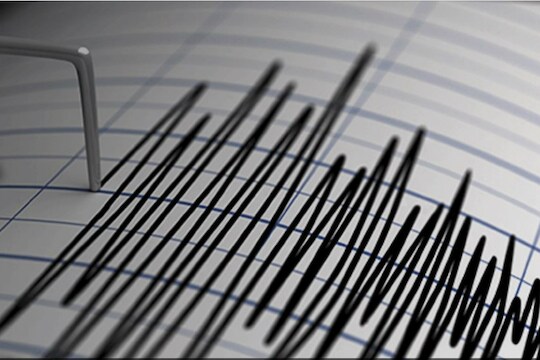 भय इथलं संपत नाही! पालघर जिल्हा पुन्हा भूकंपानं थरथरला, नागरिक भयभीत