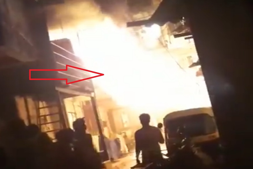 मुंब्य्रामध्ये दोन मजली इमारतीमध्ये अग्नितांडव, आगीची भीषणता दाखवणारा VIDEO