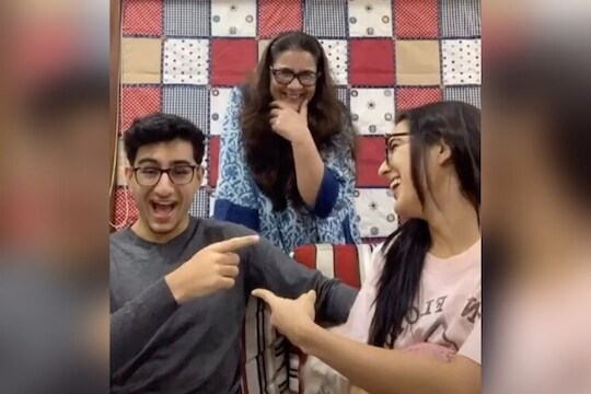 इब्राहिम अली खानचा TikTok वर डेब्यू, VIDEO मध्ये उलगडली फॅमिली सीक्रेट्स