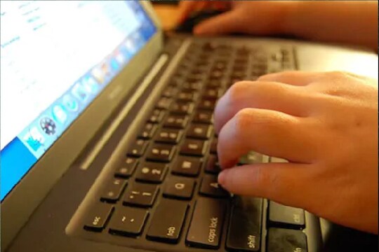 खरं आहे की खोटं : 3 मेपर्यंत टेलिकॉम कंपनी इंटरनेट फ्री देणार?