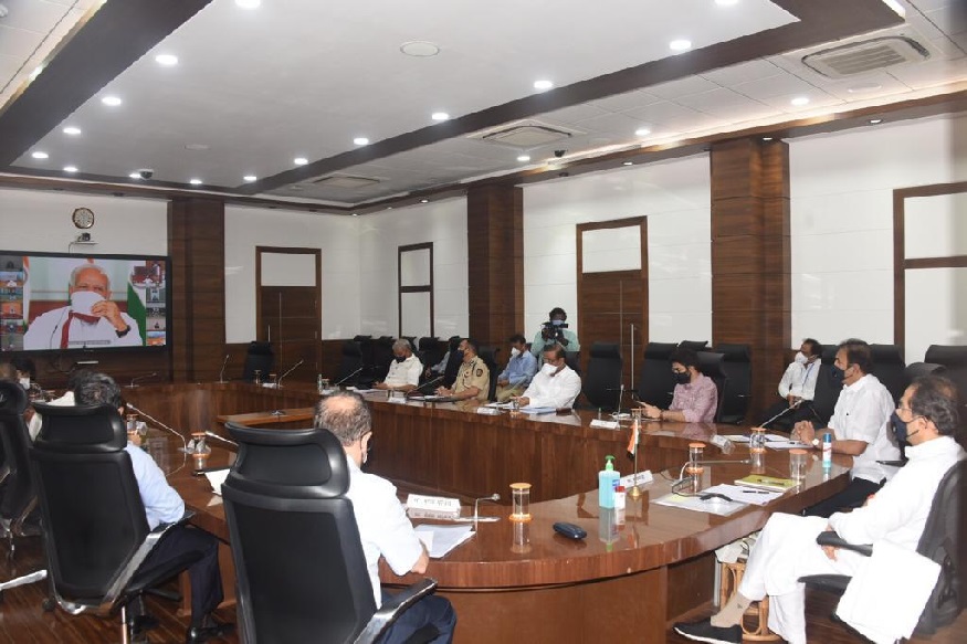 BREAKING: राज्यात 30 एप्रिलपर्यंत लॉकडाऊन वाढवा, पंतप्रधानांच्या मिटिंगमध्ये उद्धव ठाकरेंची मागणी