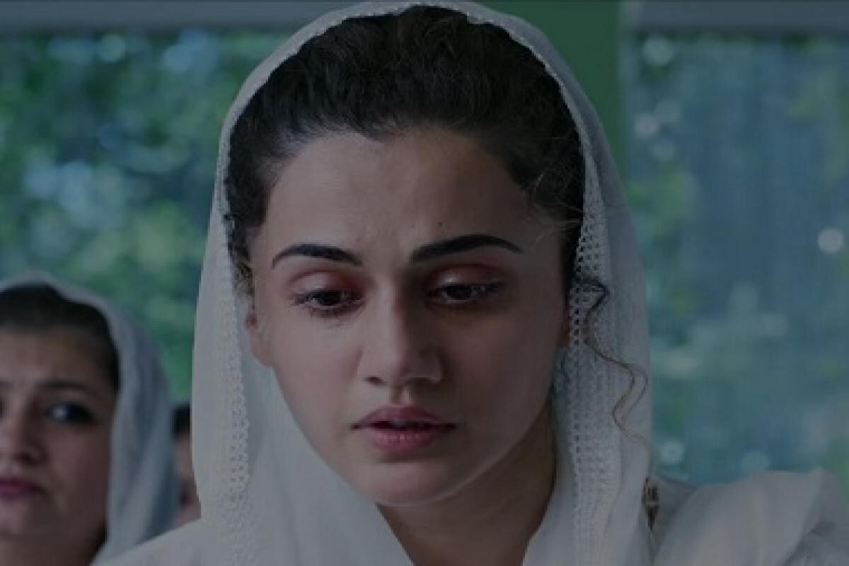 तापसी पन्नूची प्रमुख भूमिका असलेली ही शॉर्ट फिल्म मुलीच्या सेल्फ डिफेन्सवर आधारित आहे. ज्यात तापसीनं सेल्फ डिफेन्स ट्रेनरची भूमिका साकारली आहे. मात्र एक दिवस तिचा भाऊच एक मुलीसोबत गैरवर्तन करतो... तापसी पन्नूची प्रमुख भूमिका असलेली ही शॉर्ट फिल्म मुलीच्या सेल्फ डिफेन्सवर आधारित आहे. ज्यात तापसीनं सेल्फ डिफेन्स ट्रेनरची भूमिका साकारली आहे. मात्र एक दिवस तिचा भाऊच एक मुलीसोबत गैरवर्तन करतो...