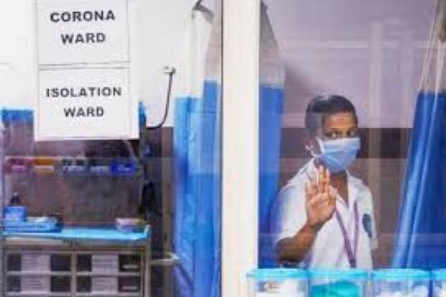 या लढवय्यांना सलाम! 250 किमी प्रवास करून रुग्णसेवा करण्यासाठी पोहोचली 8 महिन्यांची गर्भवती नर्स