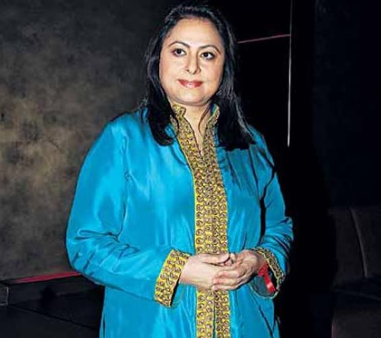 डोळ्यांवर पट्टी बांधून चेहऱ्यावर भाव दाखवणं खरं तर कठीण काम आहे. रेणुका सांगतात ही भूमिका थोडी कठीण होती मात्र मला आनंद आहे की अशी भूमिका मी वयाच्या 22 व्या वर्षी साकारली होती. डोळ्यांवर पट्टी बांधून चेहऱ्यावर भाव दाखवणं खरं तर कठीण काम आहे. रेणुका सांगतात ही भूमिका थोडी कठीण होती मात्र मला आनंद आहे की अशी भूमिका मी वयाच्या 22 व्या वर्षी साकारली होती.