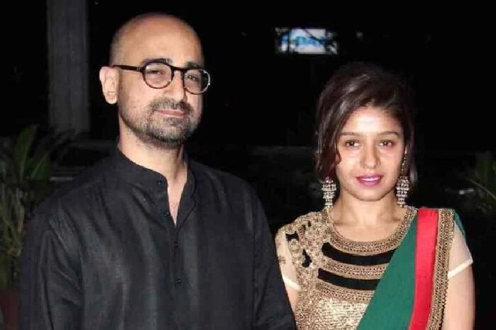 सुनिधी आणि हितेश यांच्या लग्नाला आठ वर्षं झाली आहे. दोन वर्ष एकमेकांना डेट केल्यानंतर या दोघांनीही 2012 मध्ये गोव्यात ग्रँड रिसेप्शनसह लग्न केलं होतं. (फोटो- सुनिधी चौहान इन्स्टाग्राम)