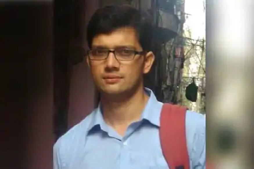 Father's Day 2020 : वडील करायचे सिक्युरिटी गार्डची नोकरी, पहिल्याचं प्रयत्नात UPSC मध्ये मुलानं मिळवलं अव्वल यश