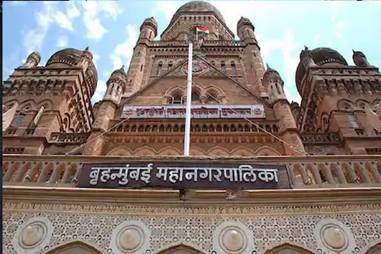 मोठी बातमी! मुंबईत क्वारंटाईनचे नियम बदलले; पालिकेने परिपत्रक काढून दिली माहिती