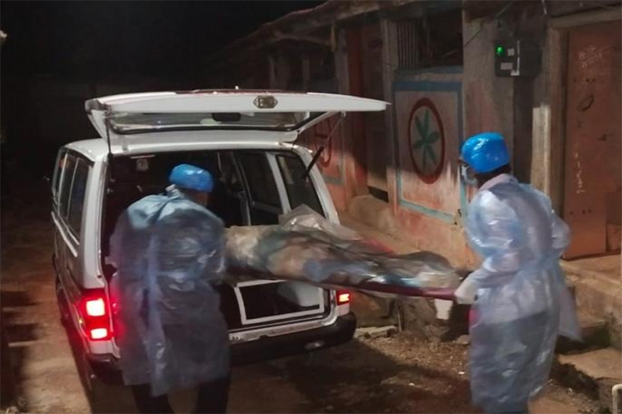 बापरे! परवानगीला लागले तब्बल 5 दिवस, नातेवाईकांना ताब्यात मिळाला कुजलेला मृतदेह