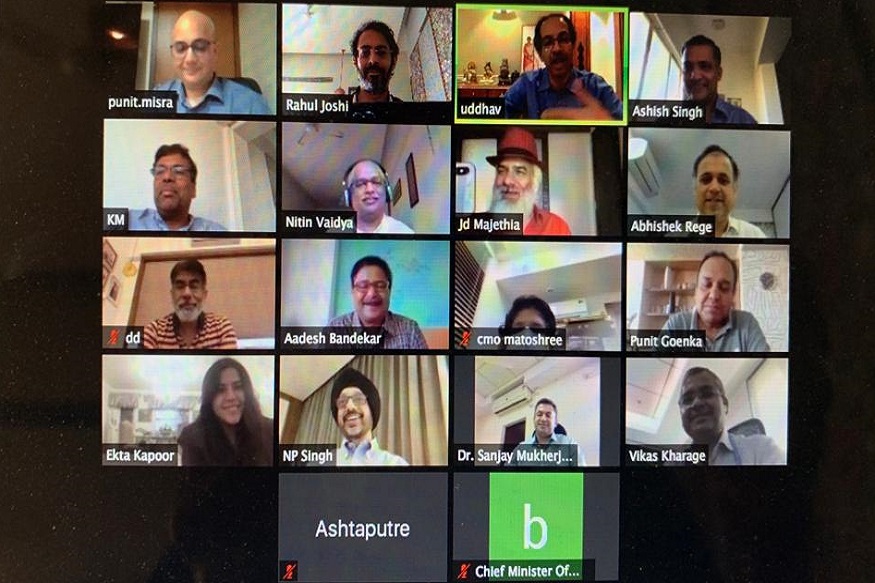 मुंबईतला मनोरंजन उद्योग तात्पुरता ग्रीन झोनमध्ये हलवता येईल का? मुख्यमंत्र्यांबरोबरच्या चर्चेत उद्योग सावरण्यावर झाली चर्चा