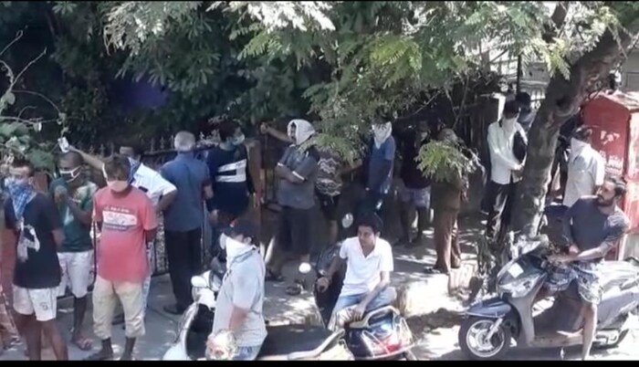  मात्र, काही भागात जिल्हा प्रशासनाच्या आदेश नसल्यामुळे त्यांचा हिरमोड झालेला आहे. 