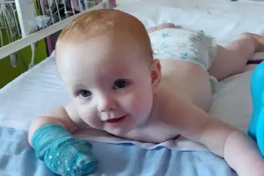 फक्त 2 तास राहिलं हे गोड हसू; कोरोनाशी संबंधित आजारानं घेतला चिमुरड्याचा जीव