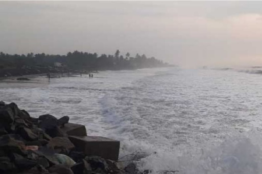 काही तासांतच AMPHAN चक्रीवादळ घेणार रौद्र रुप, ओडिशा आणि बंगाल हाय अलर्टवर