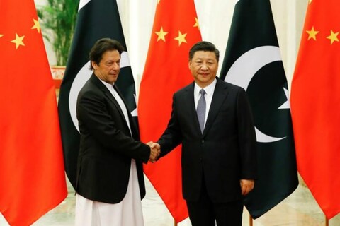 चिनी कंपन्या पाकिस्तानमध्ये 62 अब्ज डॉलर्सच्या खर्चाने चीन-पाकिस्तान इकॉनॉमिक कॉरिडोअर (CPEC) अंतर्गत मोठ्या प्रमाणात नफा कमावत आहेत.