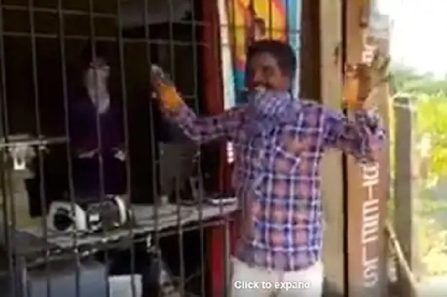 अखेर पठ्ठ्याला मिळाला दारूचा खंबा, मग रस्त्यावरच असं काही केलं की... पाहा हा VIDEO