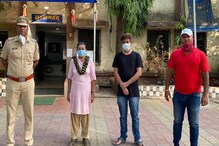हरवलेली आई दोन वर्षांनी लेकाला भेटली, डोंबिवलीतील हृदयस्पर्शी घटना हरवलेली आई दोन वर्षांनी लेकाला भेटली, डोंबिवलीतील हृदयस्पर्शी घटना