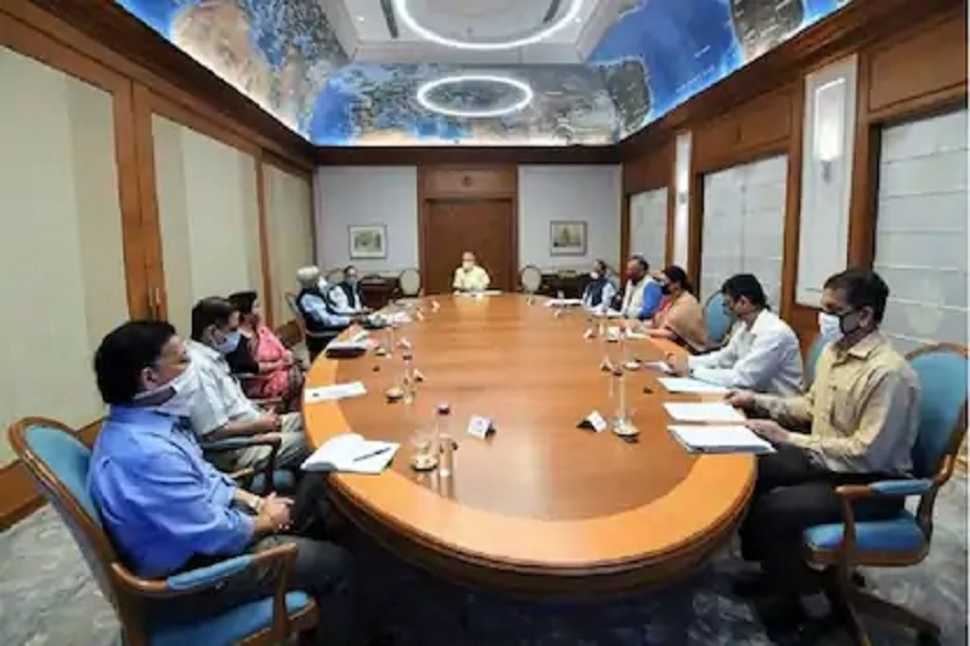 देशात कोरोना वॅक्सीन ट्रायल लवकरच, पंतप्रधान मोदींनी घेतला आढावा