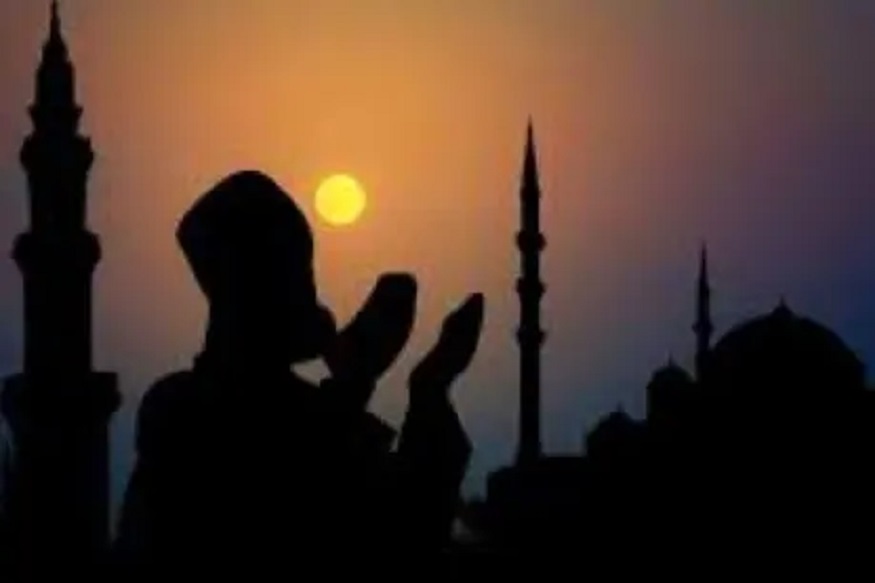 कोरोना रुग्णानं उपवास करणं योग्य आहे की नाही?