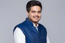 राम शिंदेंना रोहित पवारांकडून धक्का, नगराध्यक्षासह 10 नगरसेवक राष्ट्रवादीत