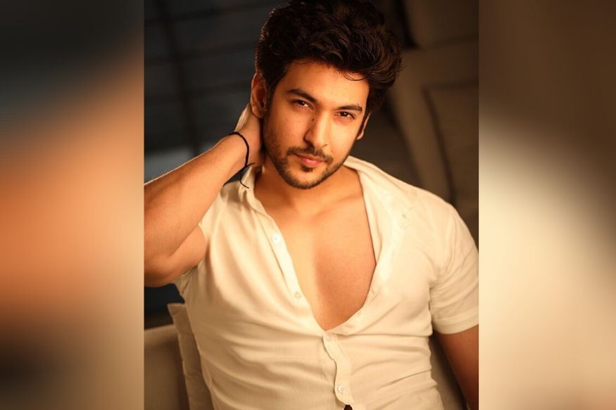 'खतरों के खिलाडी' फेम शिवीन नारंग हॉस्पिटलमध्ये, वाचा काय आहे कारण